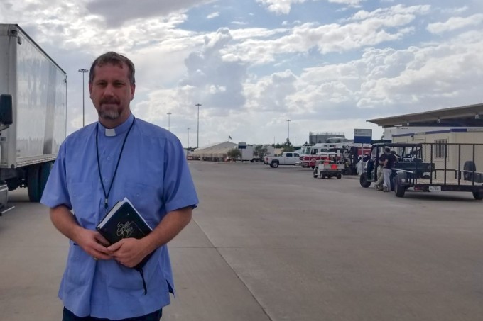 Worshipping a Borderless God