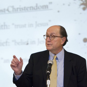 Quietly Courageous: Break Out of “Old Boxes”